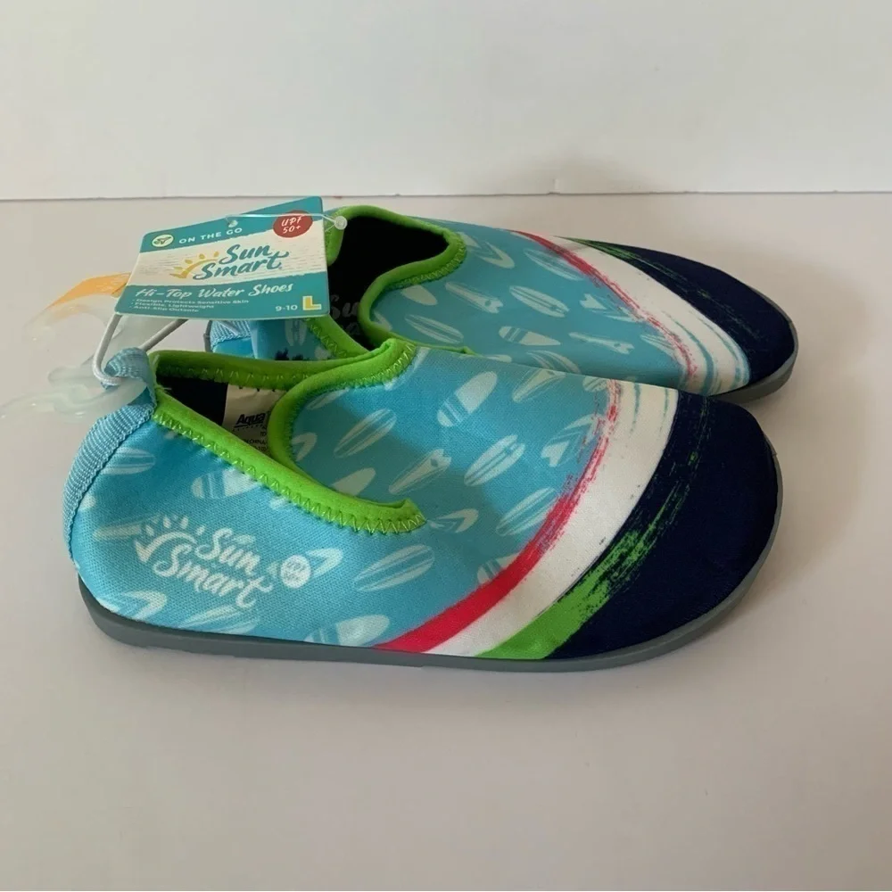 NWT. AQUA LEISURE Sun Smart Hi-Top Water Shoes